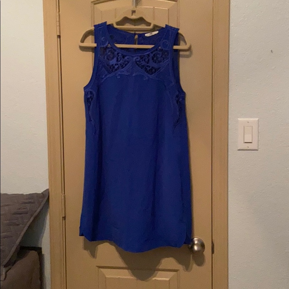 Blue sundress lace detail